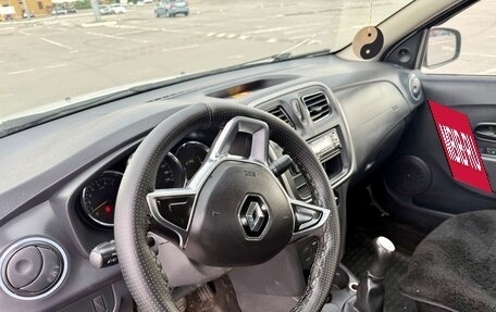 Renault Logan II, 2019 год, 560 000 рублей, 8 фотография