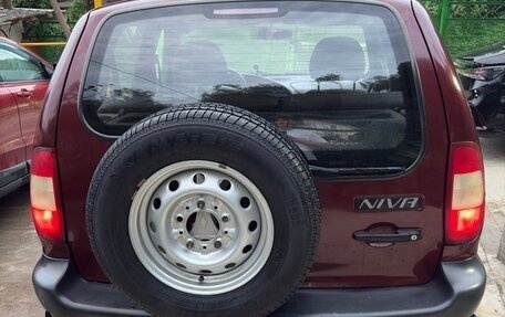 Chevrolet Niva I рестайлинг, 2004 год, 440 000 рублей, 8 фотография