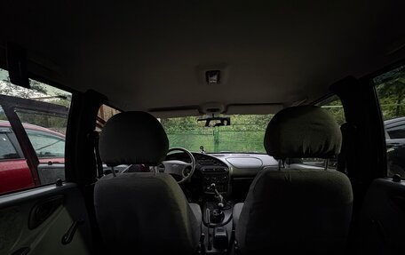 Chevrolet Niva I рестайлинг, 2004 год, 440 000 рублей, 24 фотография