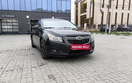 Chevrolet Cruze II, 2010 год, 600 000 рублей, 2 фотография