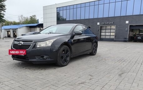 Chevrolet Cruze II, 2010 год, 600 000 рублей, 3 фотография