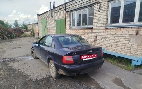 Audi A4, 1998 год, 130 000 рублей, 3 фотография