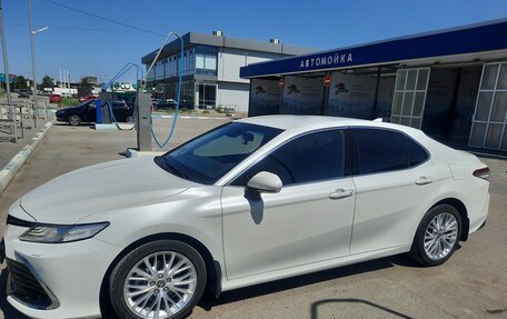 Toyota Camry, 2021 год, 3 490 000 рублей, 6 фотография