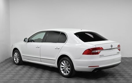 Skoda Superb III рестайлинг, 2014 год, 1 199 000 рублей, 4 фотография