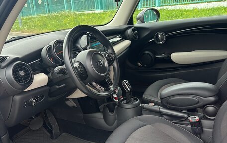 MINI Hatch, 2019 год, 1 990 000 рублей, 20 фотография