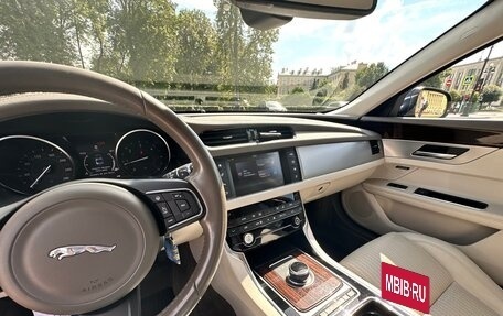 Jaguar XF II, 2016 год, 2 450 000 рублей, 15 фотография