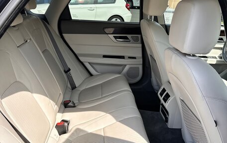 Jaguar XF II, 2016 год, 2 450 000 рублей, 20 фотография