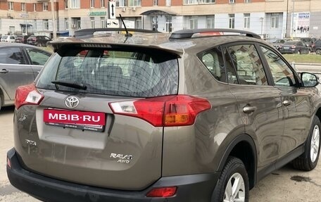Toyota RAV4, 2013 год, 2 420 000 рублей, 3 фотография