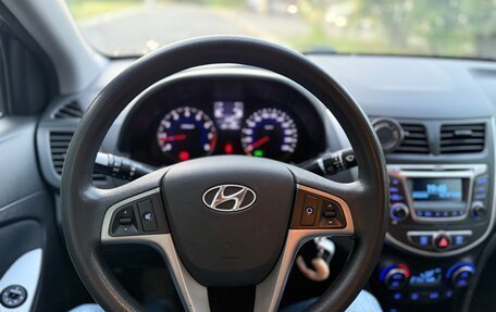 Hyundai Solaris II рестайлинг, 2016 год, 860 000 рублей, 16 фотография