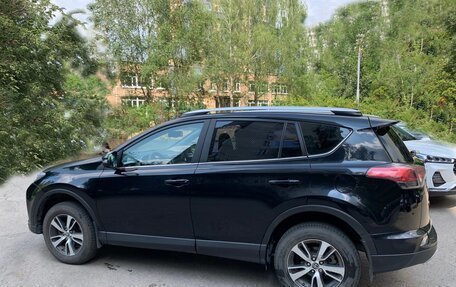 Toyota RAV4, 2017 год, 2 070 000 рублей, 3 фотография