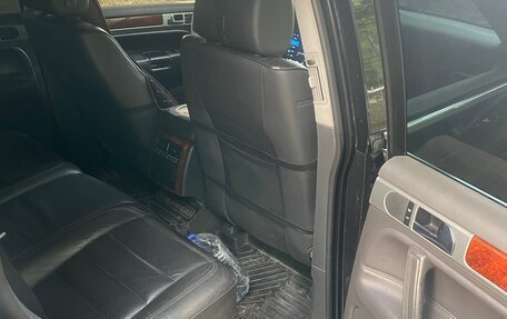 Volkswagen Touareg III, 2005 год, 600 000 рублей, 7 фотография