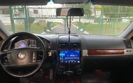 Volkswagen Touareg III, 2005 год, 600 000 рублей, 9 фотография