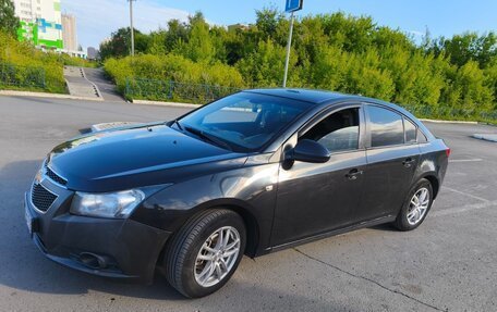 Chevrolet Cruze II, 2010 год, 795 000 рублей, 2 фотография
