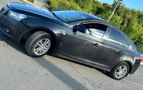 Chevrolet Cruze II, 2010 год, 795 000 рублей, 16 фотография