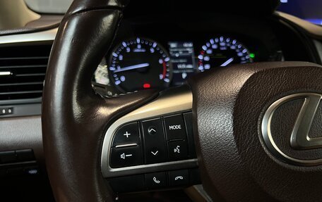 Lexus RX IV рестайлинг, 2018 год, 3 900 000 рублей, 26 фотография