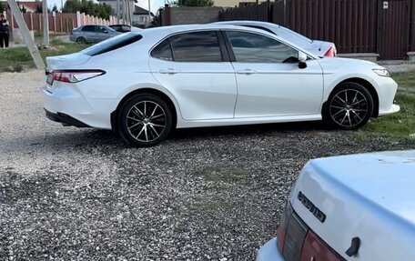 Toyota Camry, 2020 год, 3 000 000 рублей, 4 фотография