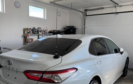 Toyota Camry, 2020 год, 3 000 000 рублей, 6 фотография