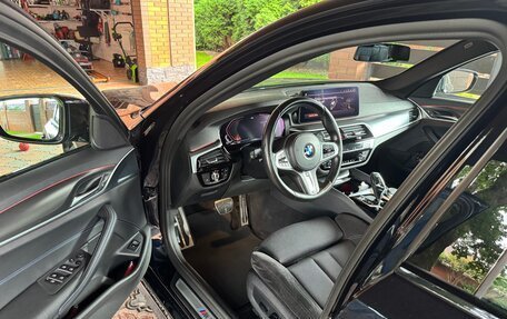 BMW 5 серия, 2021 год, 5 400 000 рублей, 8 фотография