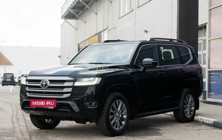 Toyota Land Cruiser, 2024 год, 14 700 000 рублей, 3 фотография