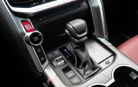 Toyota Land Cruiser, 2024 год, 14 700 000 рублей, 24 фотография