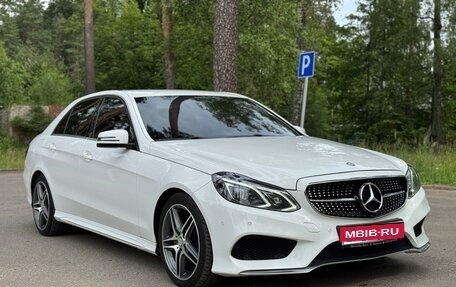 Mercedes-Benz E-Класс, 2015 год, 2 550 000 рублей, 1 фотография