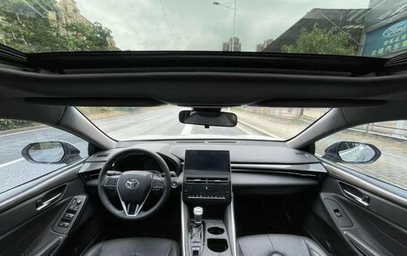 Toyota Avalon, 2022 год, 2 920 000 рублей, 7 фотография