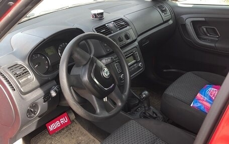 Skoda Fabia II, 2012 год, 650 000 рублей, 4 фотография