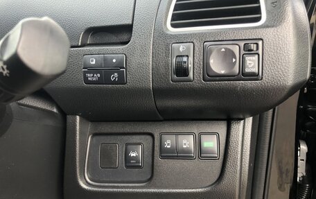 Nissan Serena IV, 2014 год, 1 450 000 рублей, 10 фотография