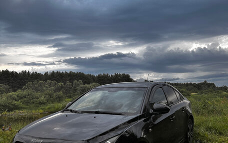 Chevrolet Cruze II, 2011 год, 800 000 рублей, 4 фотография