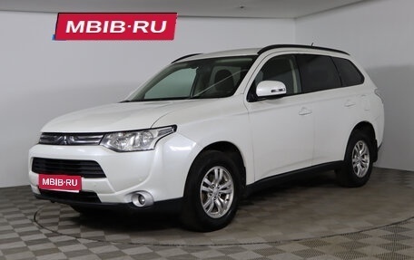 Mitsubishi Outlander III рестайлинг 3, 2013 год, 1 269 990 рублей, 1 фотография