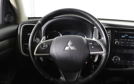 Mitsubishi Outlander III рестайлинг 3, 2013 год, 1 269 990 рублей, 10 фотография