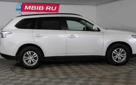 Mitsubishi Outlander III рестайлинг 3, 2013 год, 1 269 990 рублей, 4 фотография