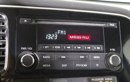 Mitsubishi Outlander III рестайлинг 3, 2013 год, 1 269 990 рублей, 16 фотография