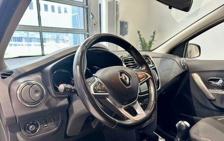 Renault Logan II, 2018 год, 1 085 000 рублей, 10 фотография