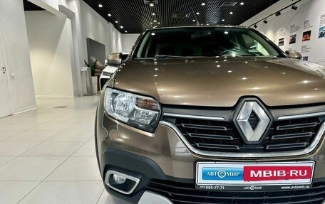 Renault Logan II, 2018 год, 1 085 000 рублей, 8 фотография