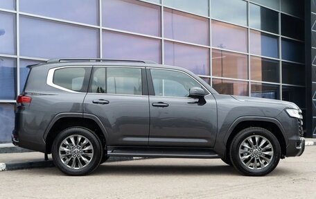 Toyota Land Cruiser, 2024 год, 14 700 000 рублей, 8 фотография