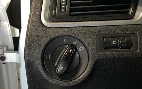 Skoda Rapid I, 2014 год, 880 000 рублей, 18 фотография