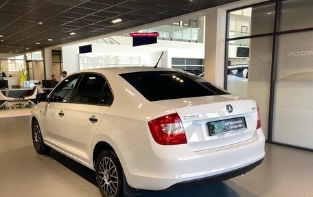 Skoda Rapid I, 2014 год, 880 000 рублей, 5 фотография