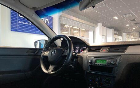 Skoda Rapid I, 2014 год, 880 000 рублей, 24 фотография