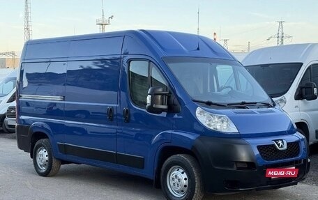 Peugeot Partner II рестайлинг 2, 2012 год, 1 870 000 рублей, 2 фотография