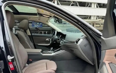 BMW 3 серия, 2022 год, 3 000 045 рублей, 13 фотография