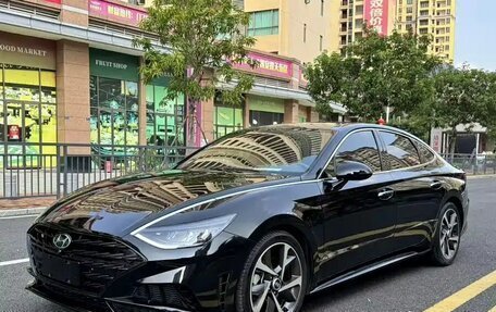 Hyundai Sonata VIII, 2022 год, 1 950 000 рублей, 1 фотография