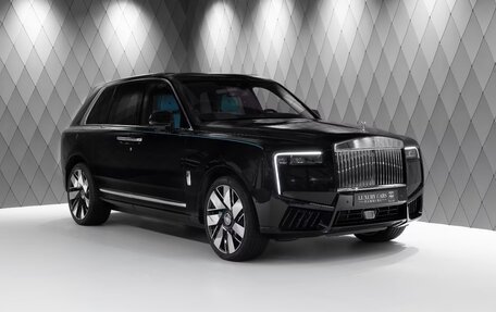 Rolls-Royce Cullinan, 2025 год, 74 400 000 рублей, 1 фотография