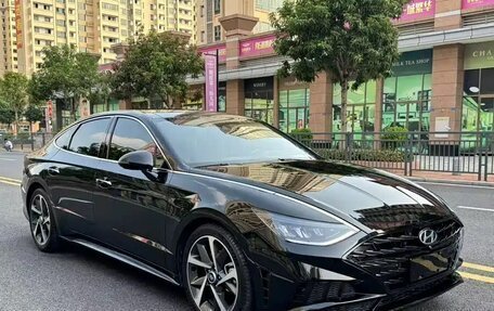 Hyundai Sonata VIII, 2022 год, 1 950 000 рублей, 3 фотография