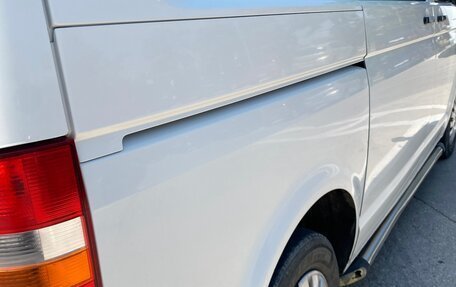 Volkswagen Transporter T5 рестайлинг, 2006 год, 950 000 рублей, 8 фотография