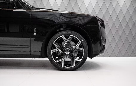 Rolls-Royce Cullinan, 2025 год, 74 400 000 рублей, 5 фотография