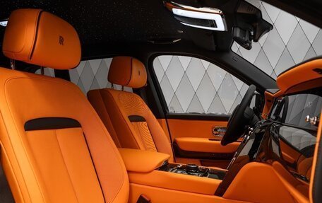 Rolls-Royce Cullinan, 2025 год, 74 400 000 рублей, 11 фотография
