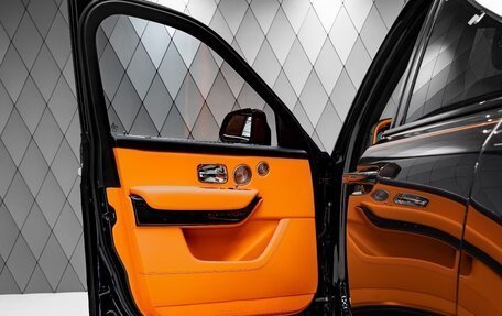 Rolls-Royce Cullinan, 2025 год, 74 400 000 рублей, 17 фотография