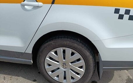 Volkswagen Polo VI (EU Market), 2017 год, 750 000 рублей, 4 фотография