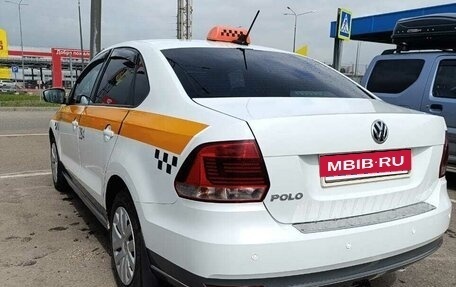 Volkswagen Polo VI (EU Market), 2017 год, 750 000 рублей, 2 фотография